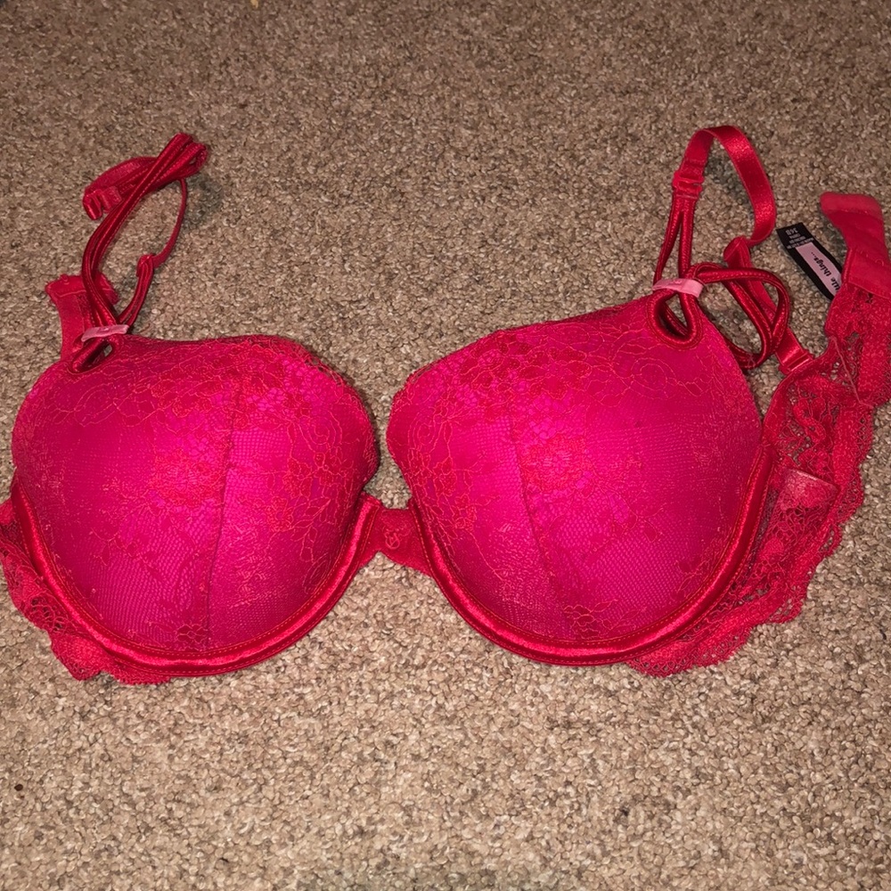Victoria’s Secret bra